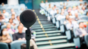 دورة | فن التحدث أمام الجمهور دورة | فن التحدث أمام الجمهور